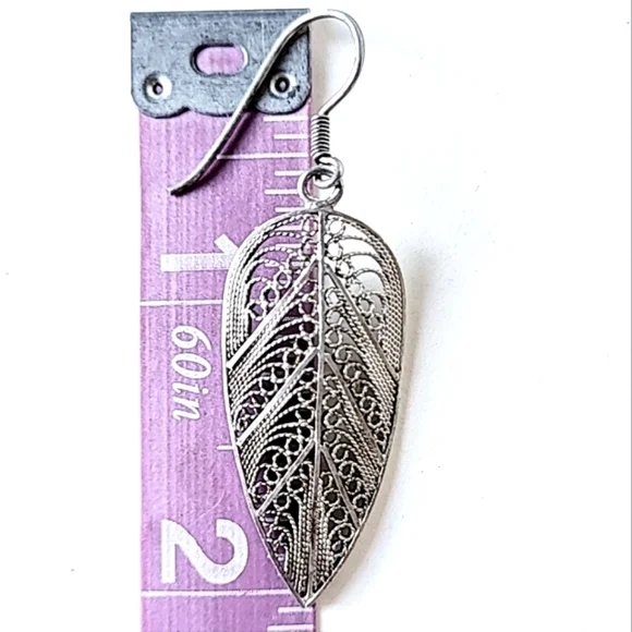 SILVER FILIGREE LEAF SHAPED EARRINGS for PIERCED EARS - Picture 3 of 4